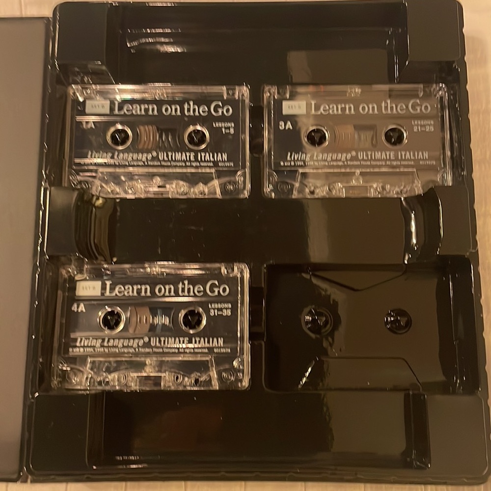 Living language ultimate Italian basic intermediate cassette tape program - Picture 5 of 6
